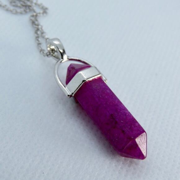 Hot Topic Magenta Purple Agate Chakra Pendant Necklace Silver Detail Goth - Picture 2 of 3